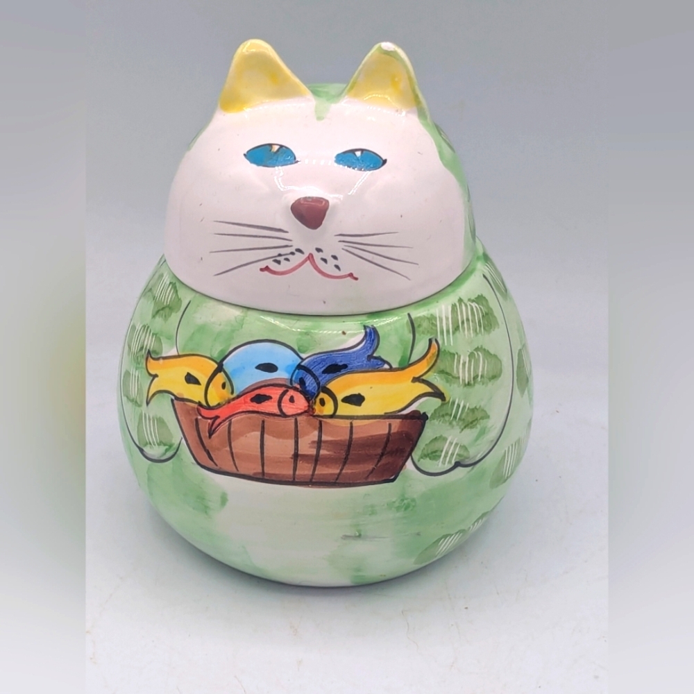 Vintage Pier 1 Imports roly poly Cat w/fish ceramic jar hand painted Italy